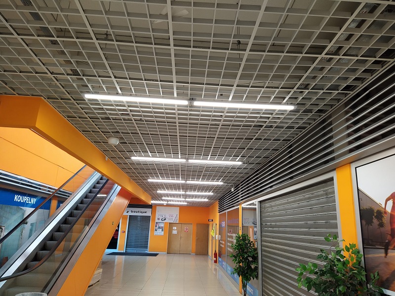 Realizace osvětlení v nákupním centru ve Zlíně