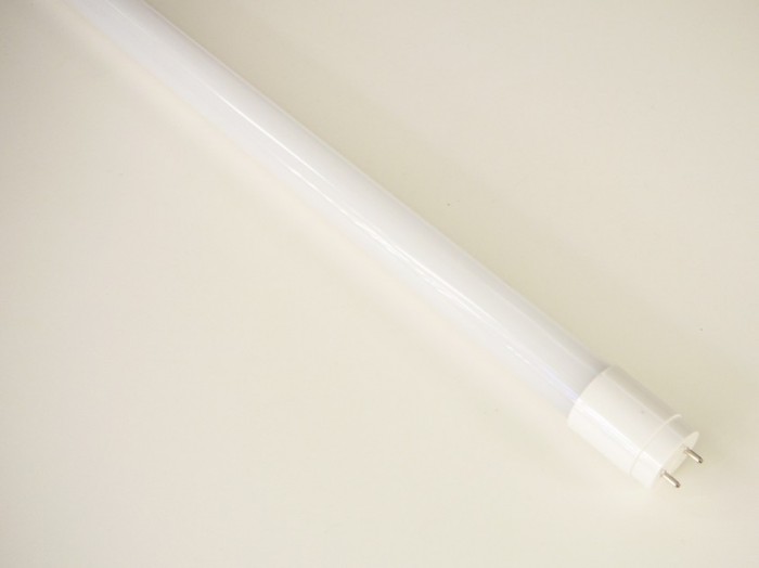 LED TRUBICE 60 cm 10 W - mléčná