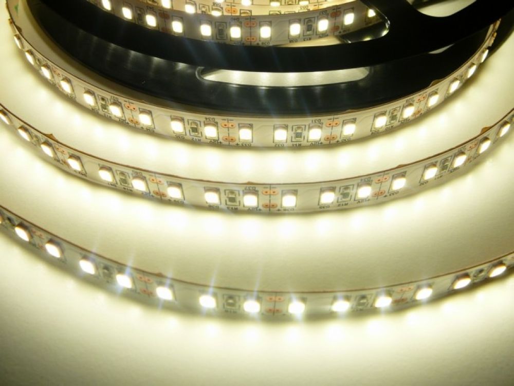 LED PÁSEK 12V, 20W, 120LED/m, DENNÍ BÍLÁ - INTERIÉR