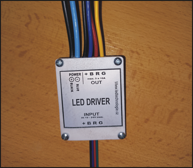 Zesilovač RGB 3x10A