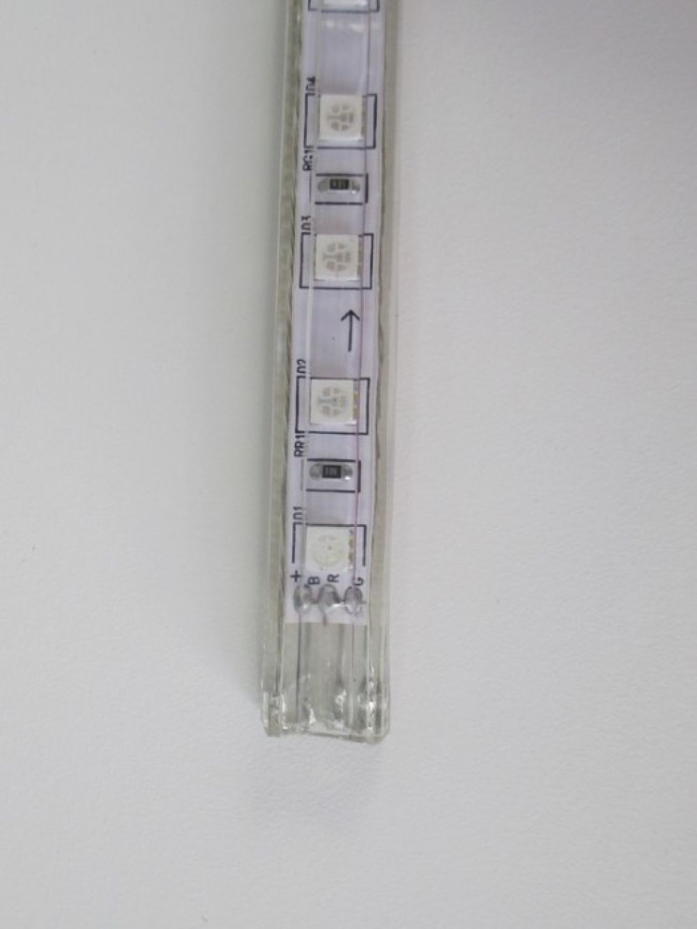 LED RGB PÁSEK 230V, 10 W, VODĚODOLNÝ