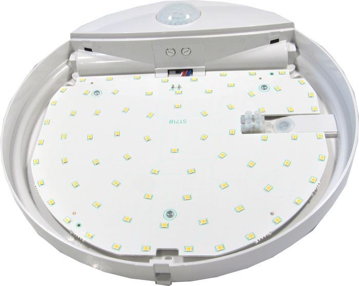 Stropní led světlo s PIR čidlem