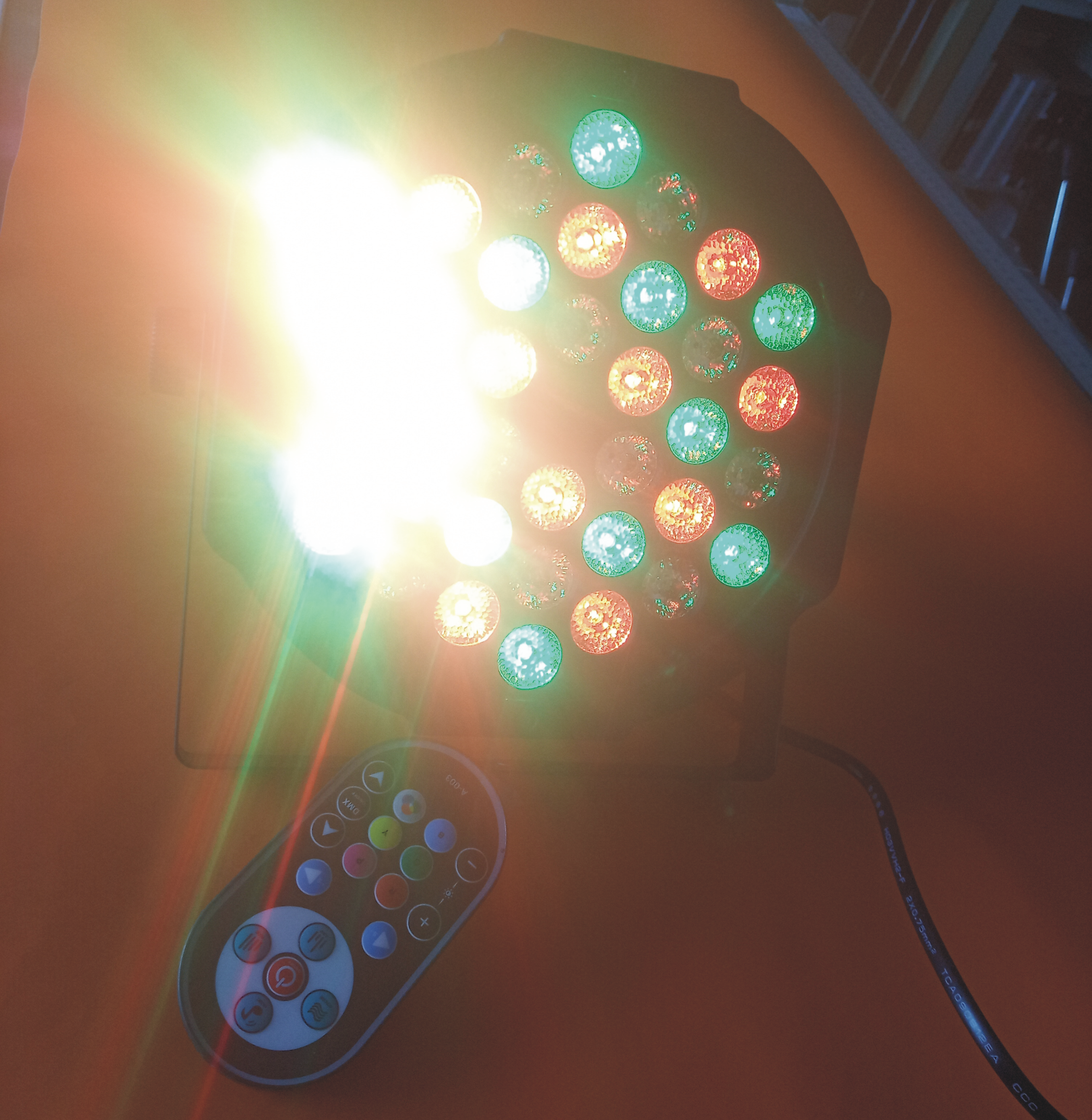 LED bodový reflektor RGB