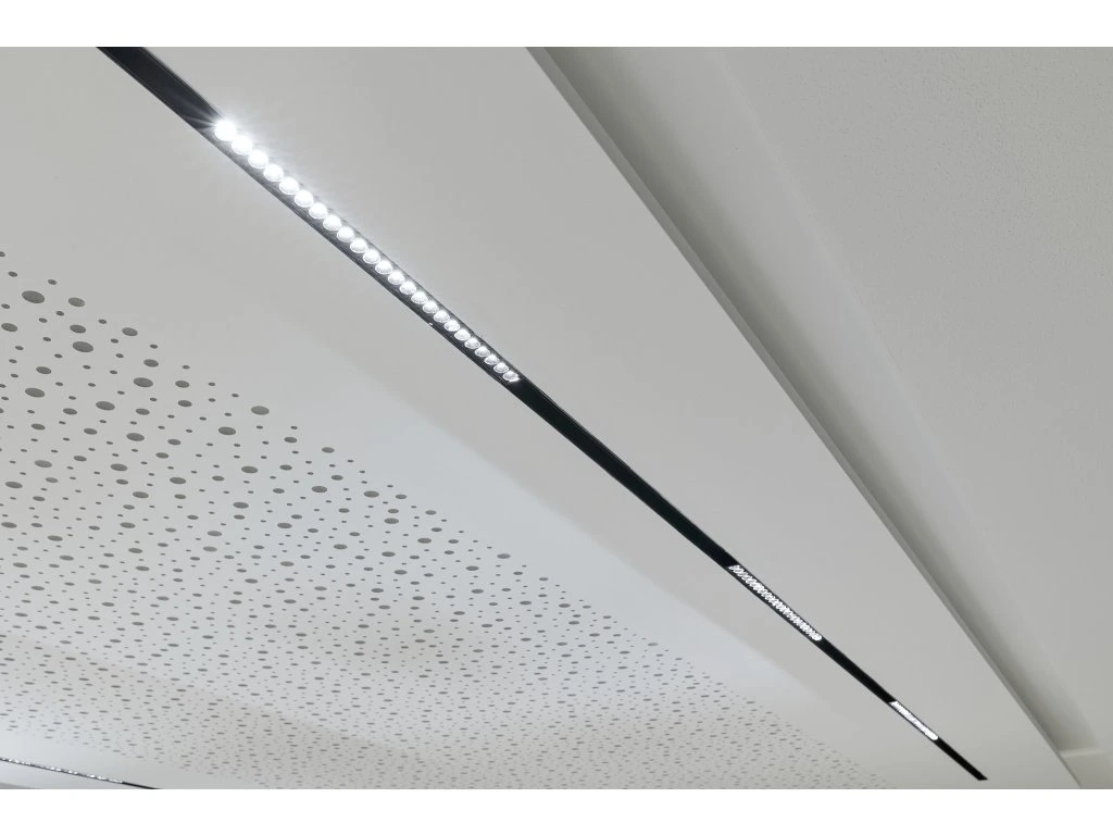 Line CONTI Recessed H, černá