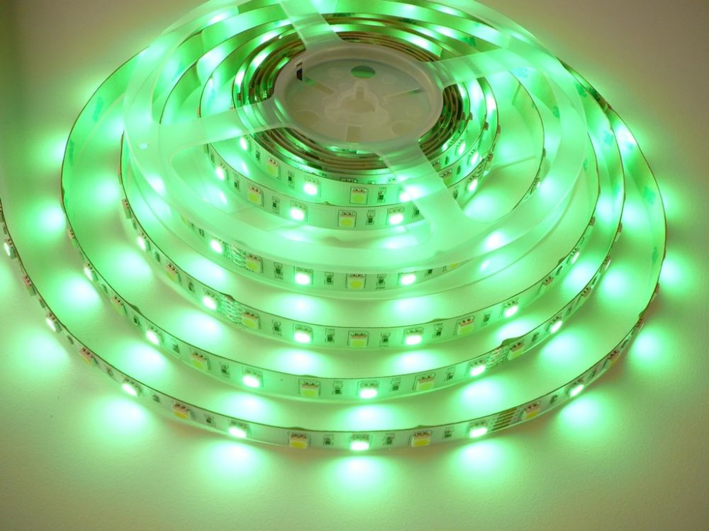 LED PÁSEK 24V, 14,4W, RGB+CW INTERIÉR